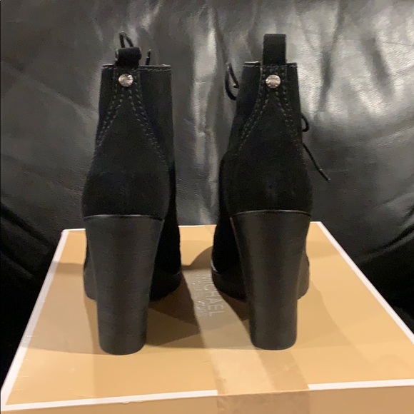 Authentic Michael Kors wedges - Picture 5 of 5